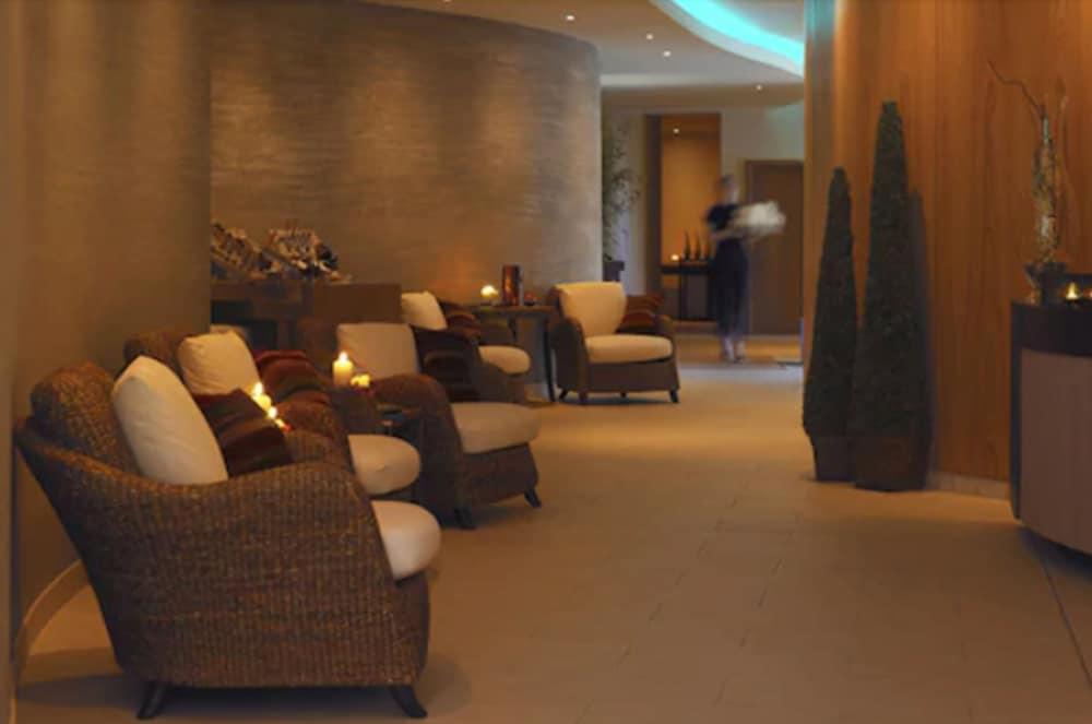 Aghadoe Heights Hotel & Spa Cill Airne Exteriör bild The spa at The Dorchester