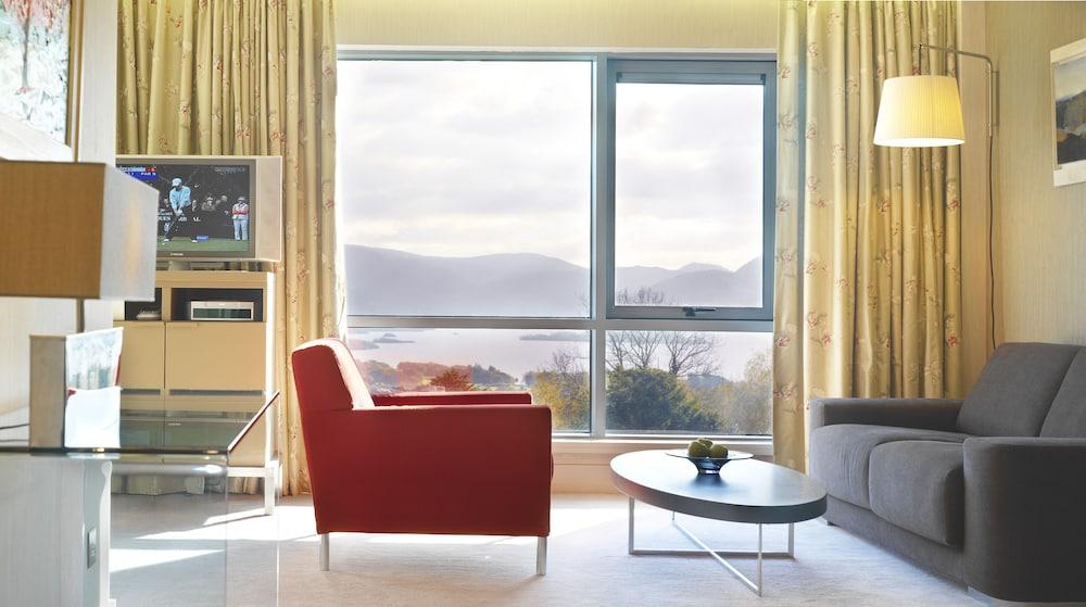 Aghadoe Heights Hotel & Spa Cill Airne Exteriör bild A room at the hospital