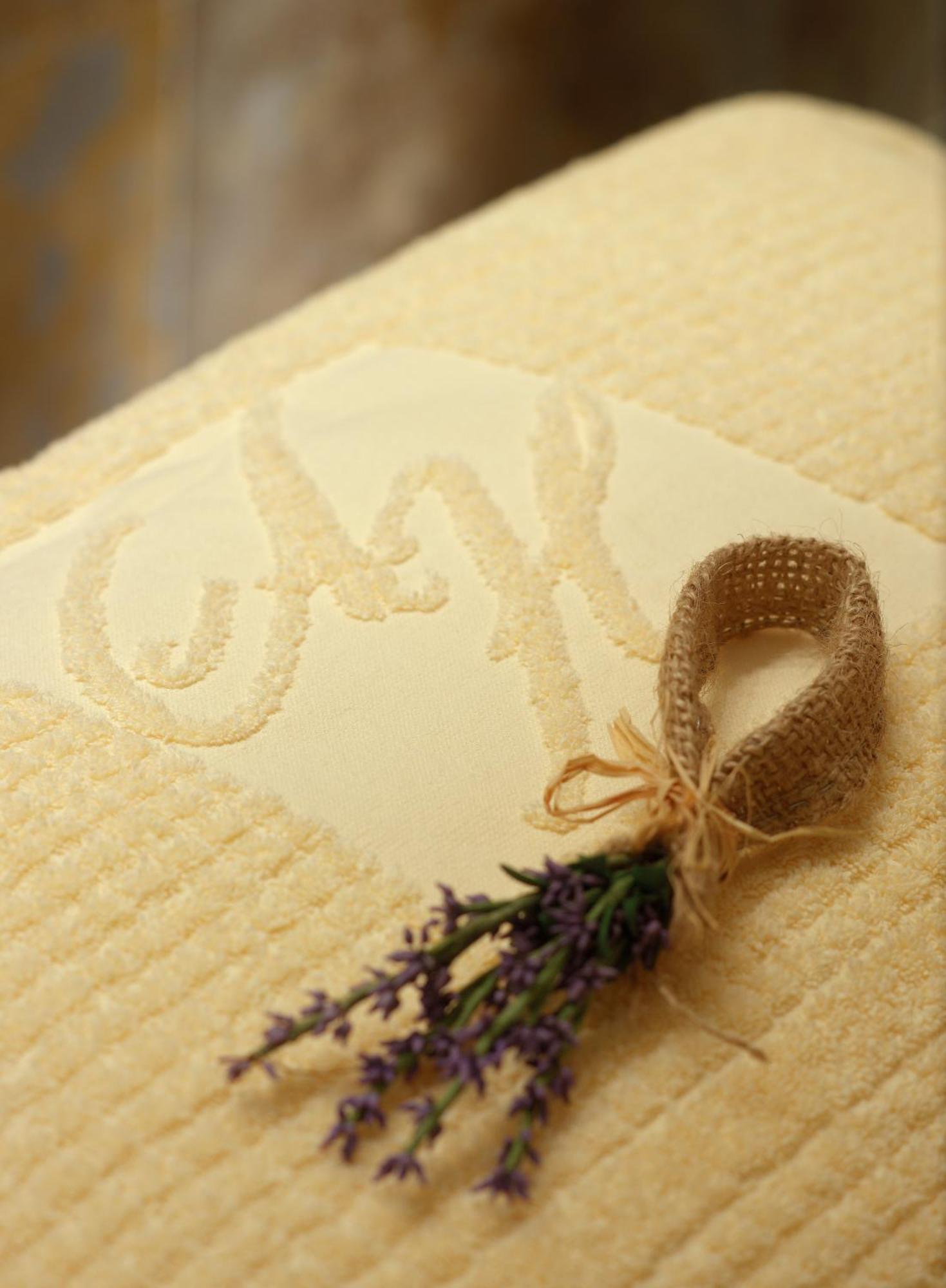 Aghadoe Heights Hotel & Spa Cill Airne Exteriör bild A bath sponge