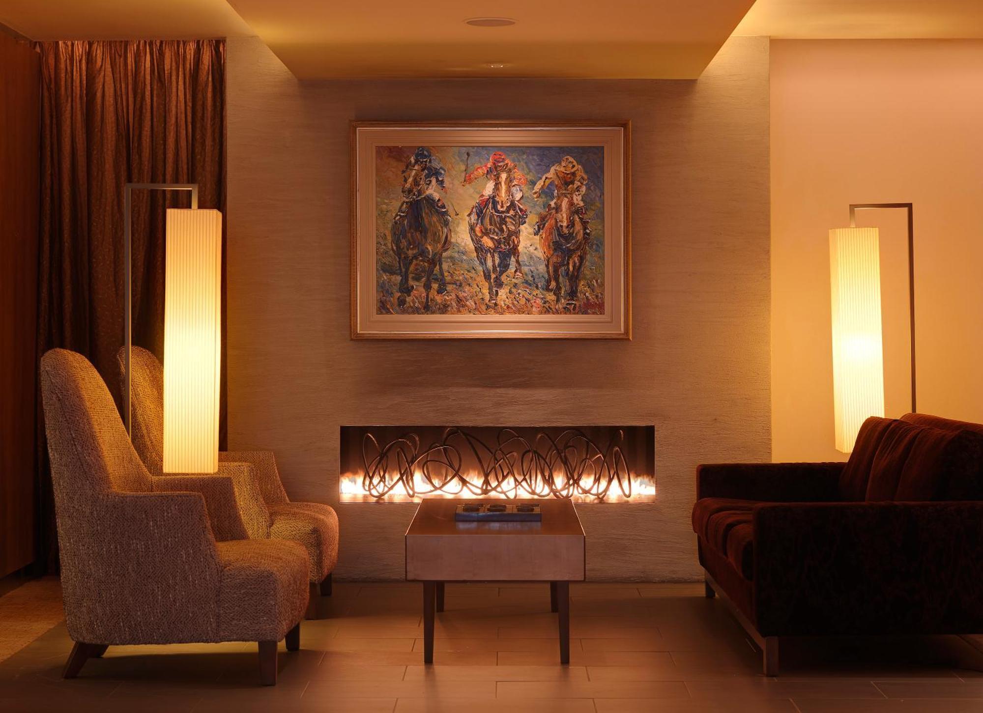 Aghadoe Heights Hotel & Spa Cill Airne Inreriör bild A fireplace in a living room