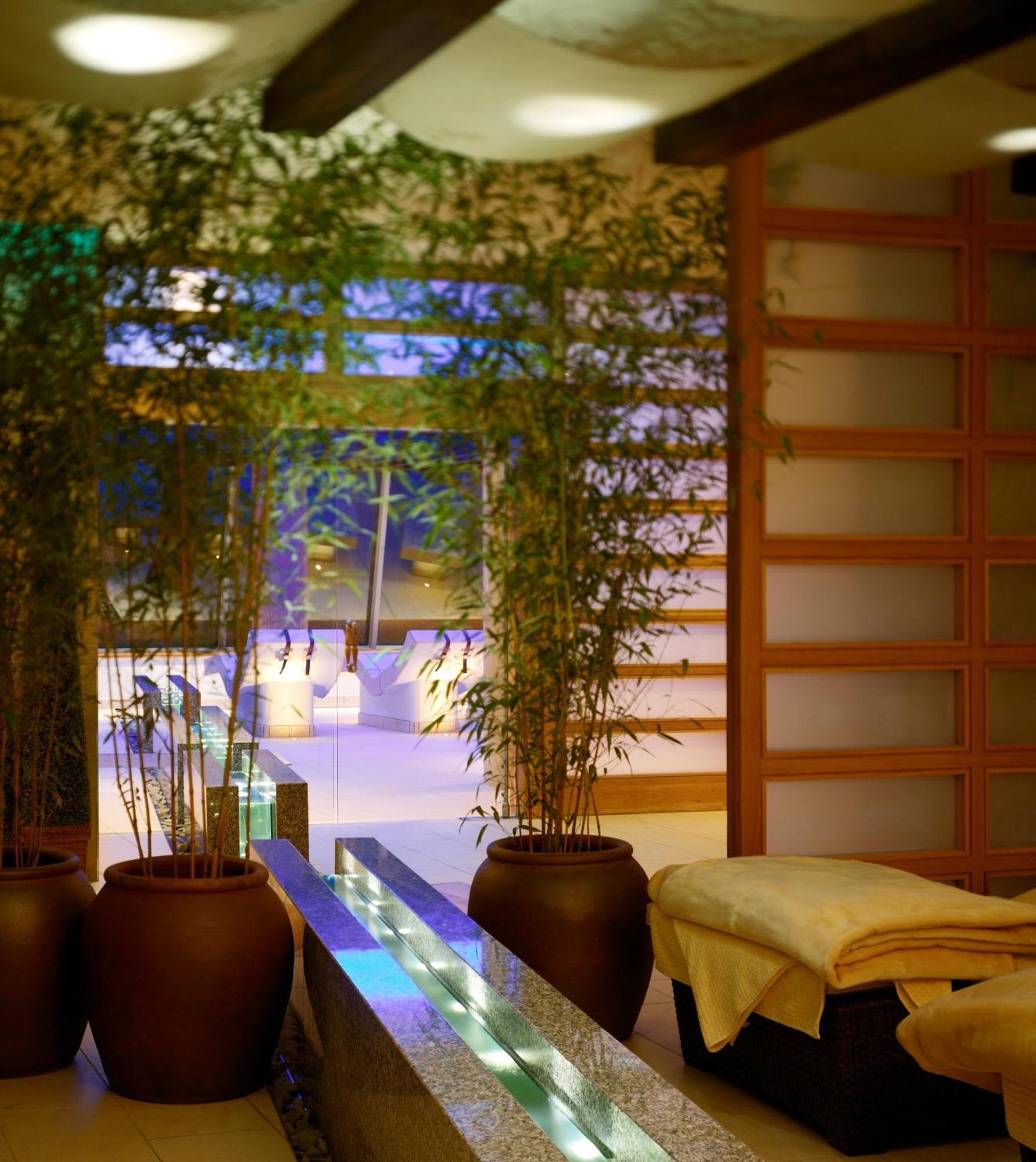 Aghadoe Heights Hotel & Spa Cill Airne Rum bild The spa at the Mandarin Oriental, Munich
